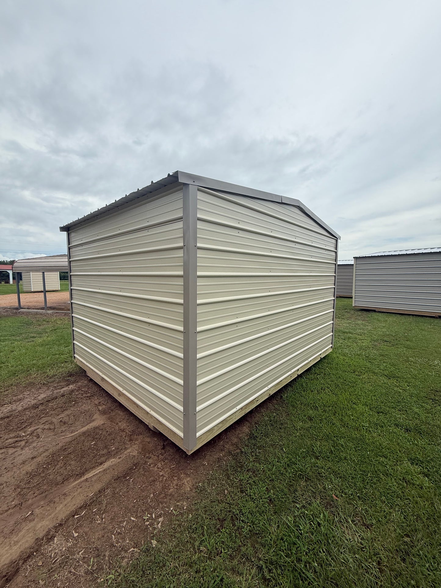 back/side view of regular roof portable building 