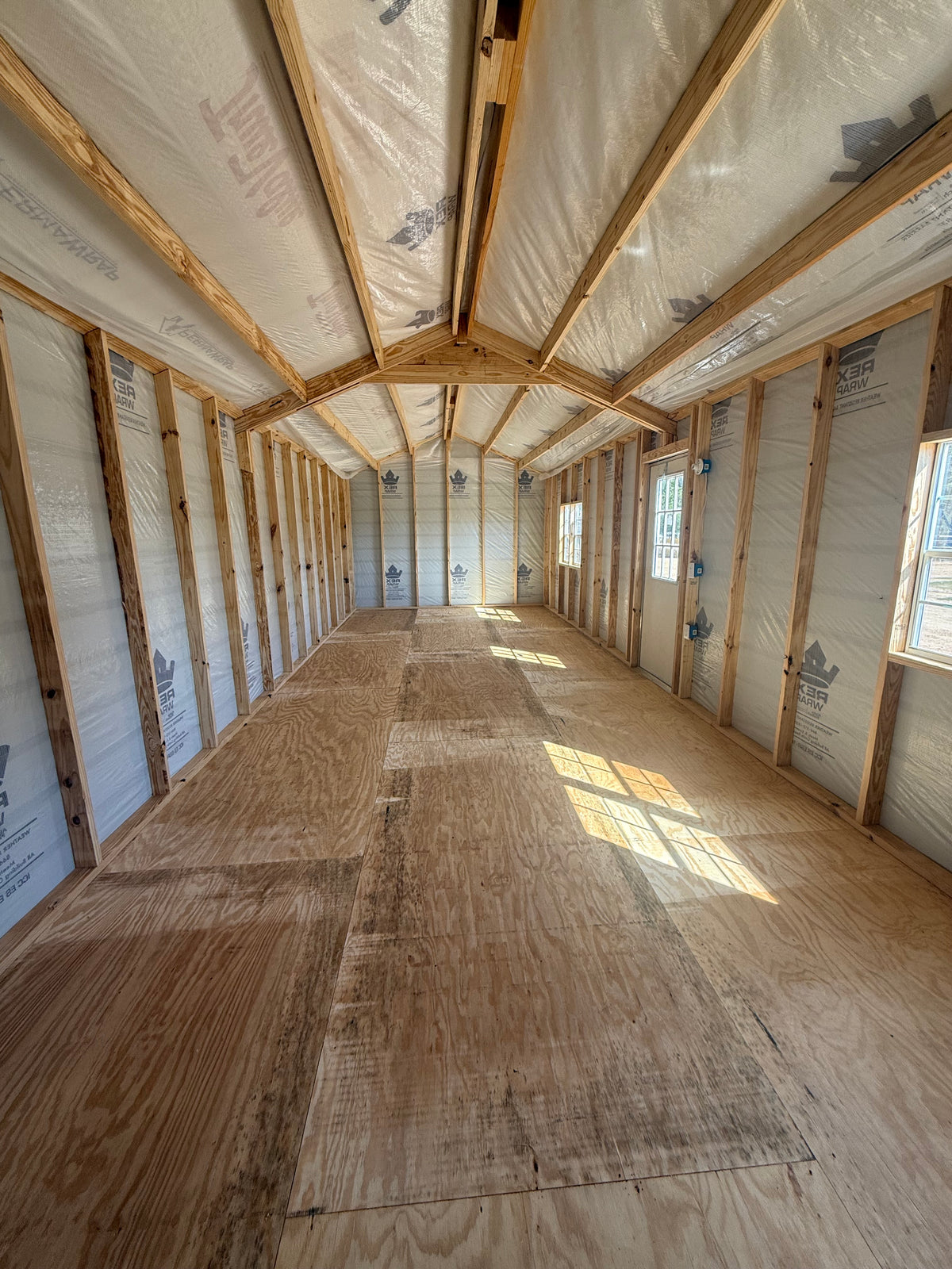 12x32 peak, inside view