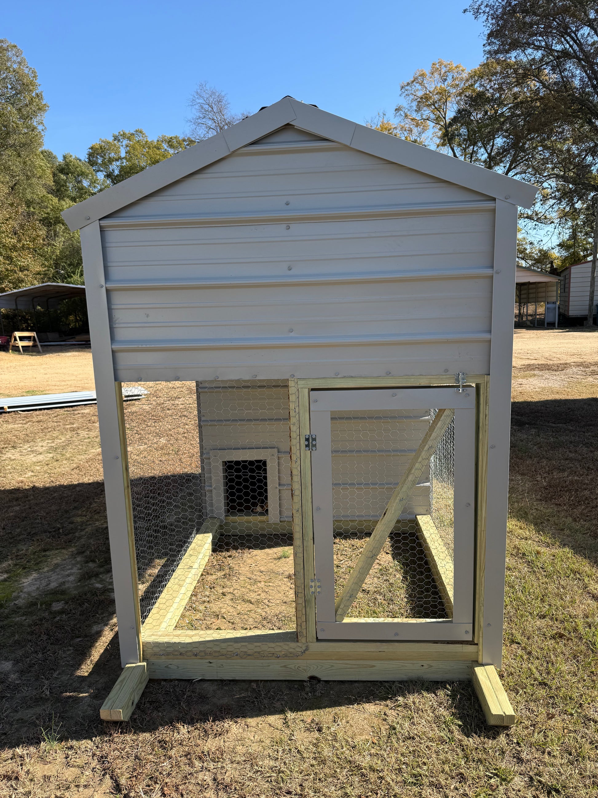 Front of a 5x10 Chicken coop- Gray