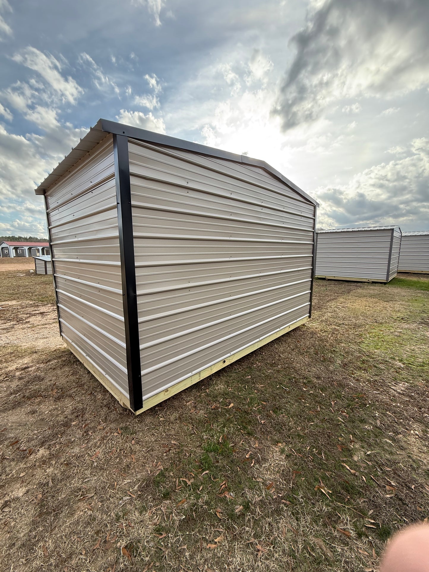 back/side view of regular roof portable building
